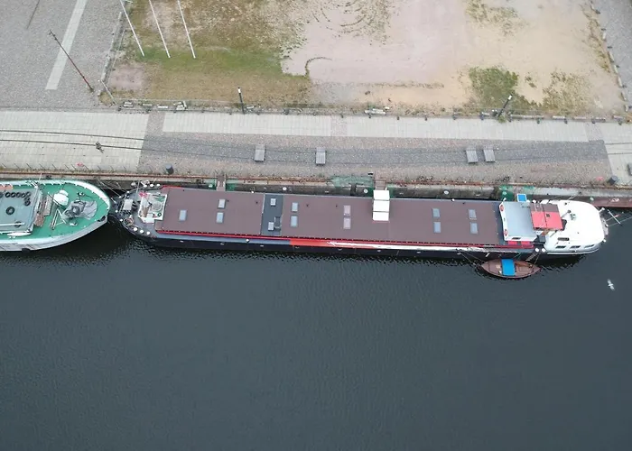Schiffshotel "schlafen Im Hafen" 3*