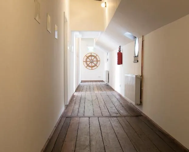 Schiffshotel "schlafen Im Hafen" Hotel na wodzie 3*