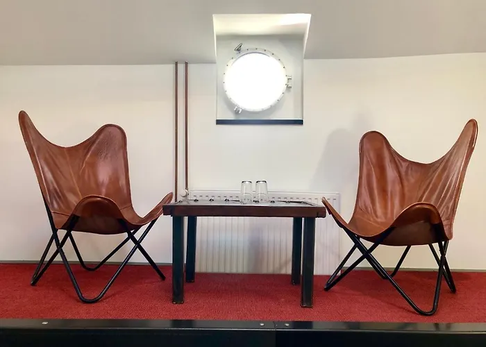 Schiffshotel "schlafen Im Hafen" 3*
