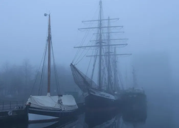 Hotel na wodzie Schiffshotel "schlafen Im Hafen"