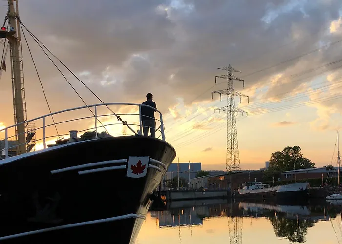 Schiffshotel "schlafen Im Hafen" Hotel na wodzie Hamburg