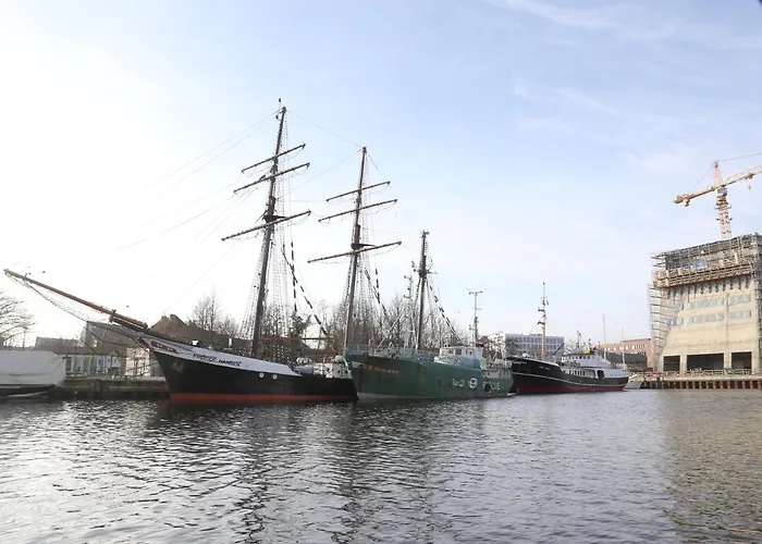 Schiffshotel "schlafen Im Hafen" Hotel na wodzie 3*