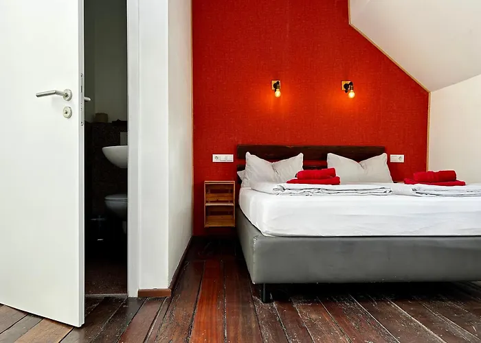 Schiffshotel "schlafen Im Hafen" 3* Hamburg