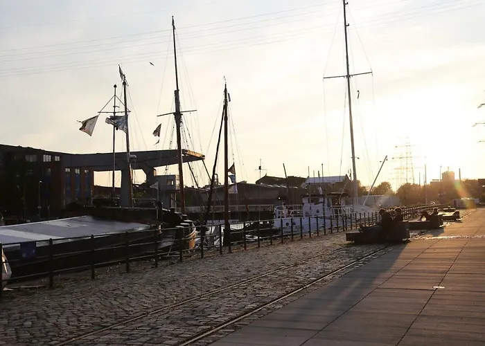 Schiffshotel "schlafen Im Hafen"