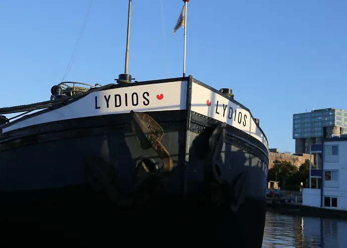 Hotel na wodzie Schiffshotel "schlafen Im Hafen" 3*